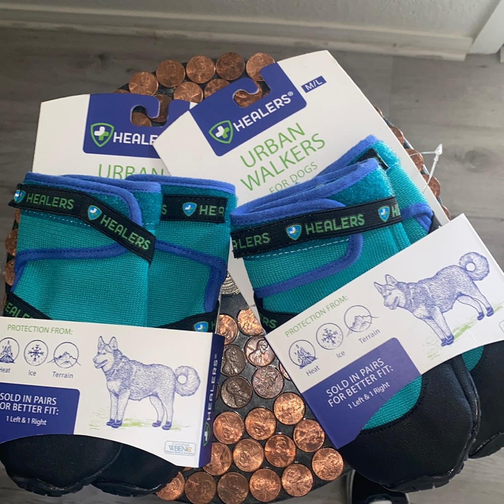 NWT💥💥Healers Urban Walker Dog Boots